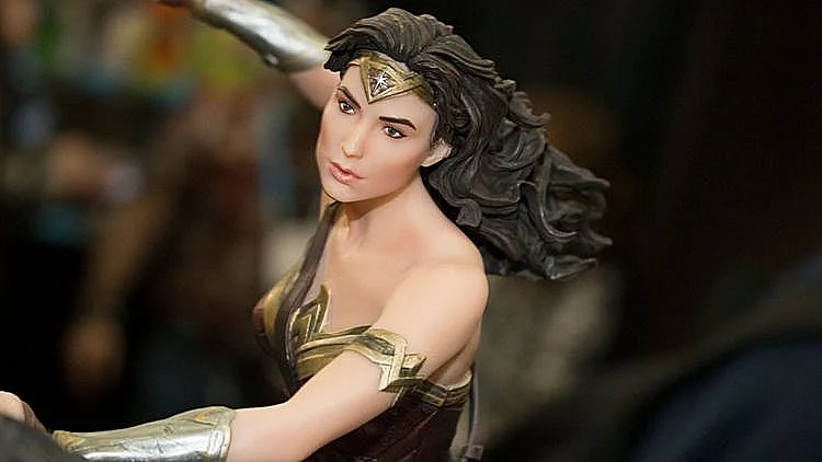 אפילו יותר יפה מקרוב