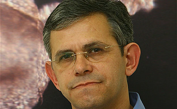 ''רגע מהפכני''. פרופ' נסים בנבניסטי