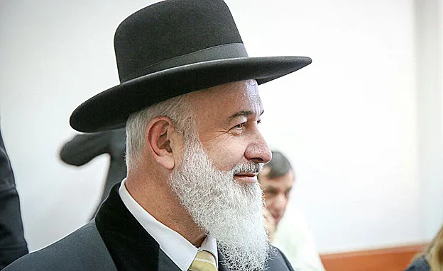 בדרך לכלא. מצגר, הבוקר