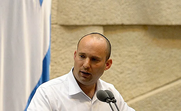''הציג תכנית כאילו היתה שלו'', בנט