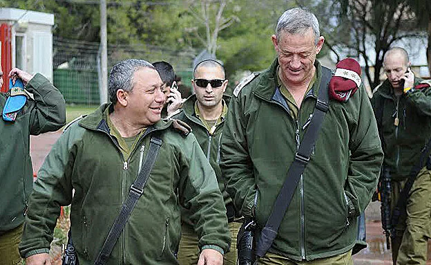 ''ליקוי בפיקוח''. אשכנזי וגנץ