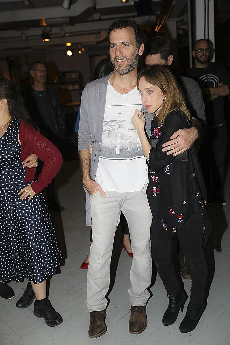 תחבק אותי כמו שיותם מחבק את גל. ליאת הר לב ובעלה בועז קונפורטי