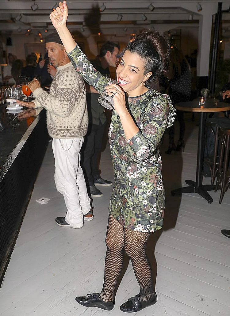 לחיים. שיפי אלוני