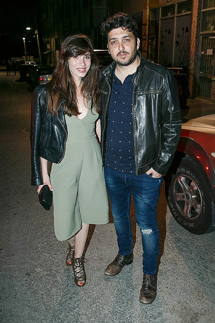 חוגגים. מאור זגורי וחברתו חן אמסלם