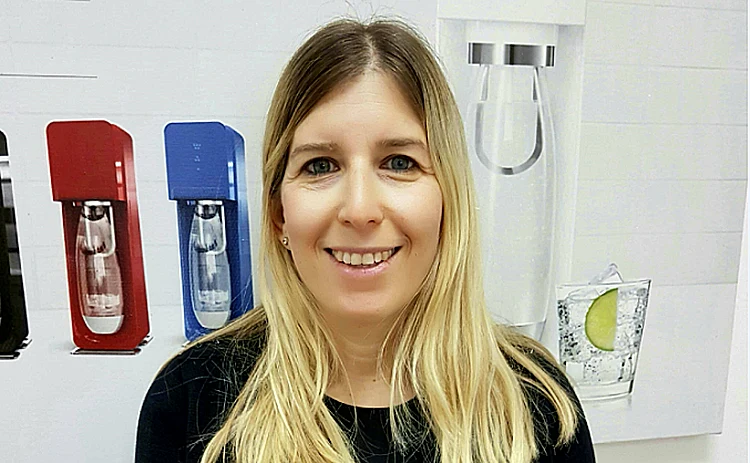 איקה חסין פישר