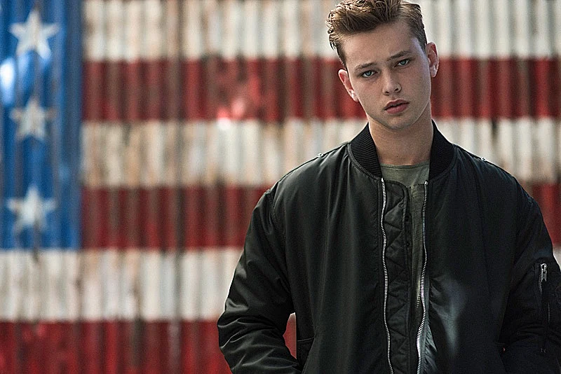 Fashionisto-Exclusive-2017-On-Refaeli-006