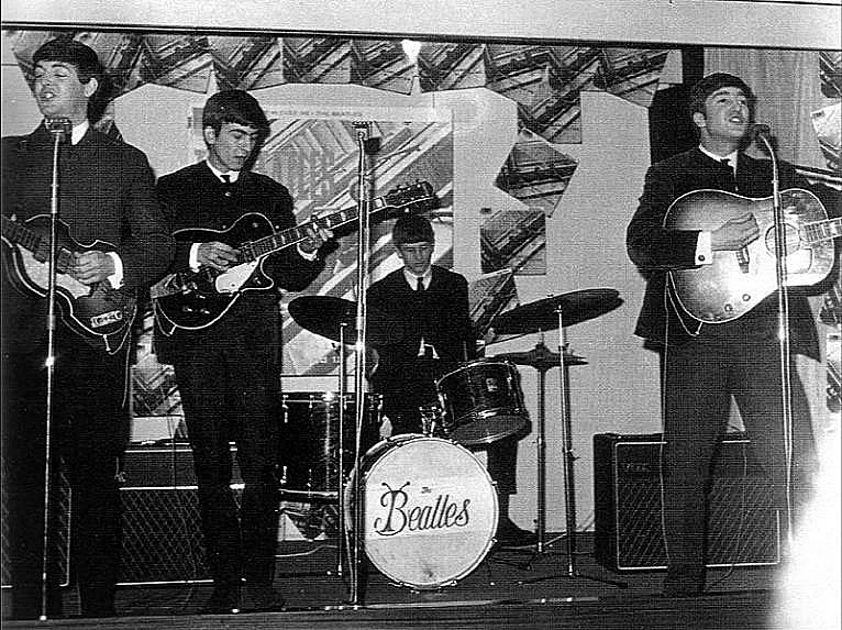 הלהקה בתחילת דרכם