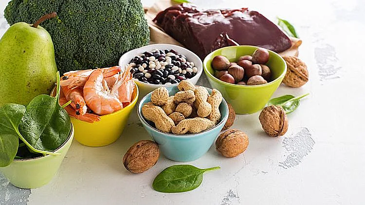 למרות שתוסף חומצה פולית נספג היטב ובדרך יעילה ביותר, מומלץ לצרוך חומצה פולית גם מהתזונה