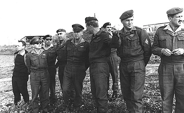 יריב, רבין ובכירים נוספים בסיור