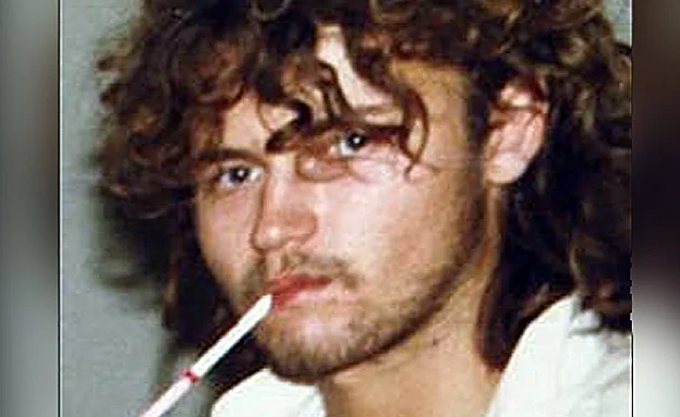 וילדרס בצעירותו בבקעה. רעמת תלתלים זהובה