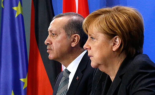 מרקל וארדואן בימים טובים יותר