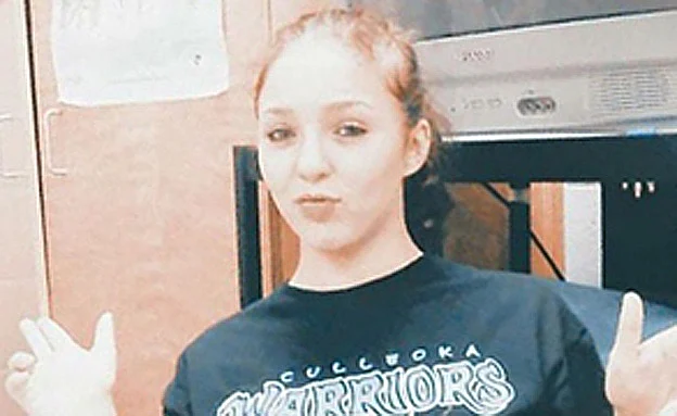 חשש לגורלה, אליזבת' תומס בת ה-15