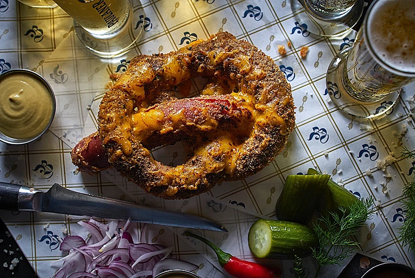 נקניקיית פרעצל, ביר גארדן של פאולנר