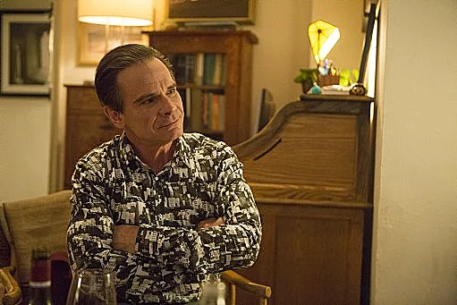 מנסה לתת עצות