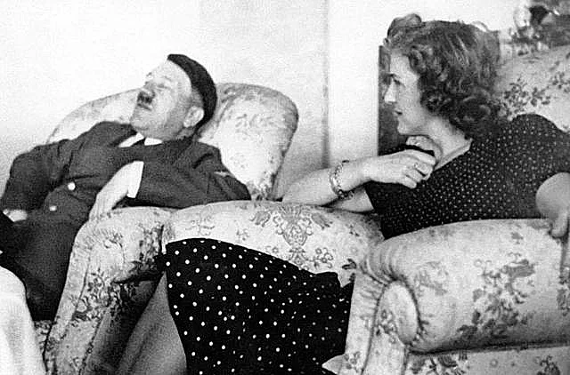 אדולף היטלר ואווה בראון