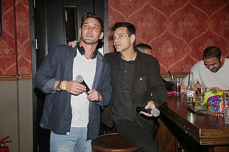 בוא נרים את המקום