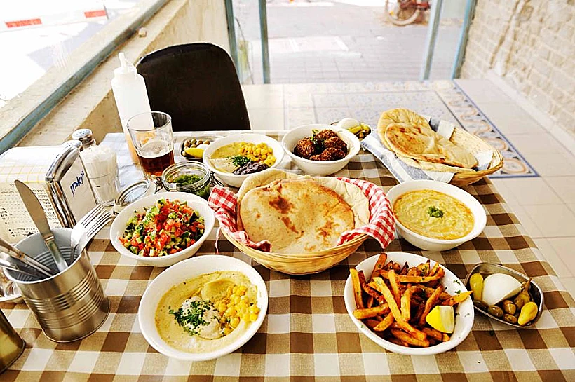 חומוס בדרה מסעדה טבעונית