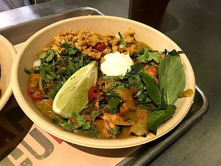 מנה טעימה אבל היי! היכן הקלמארי?