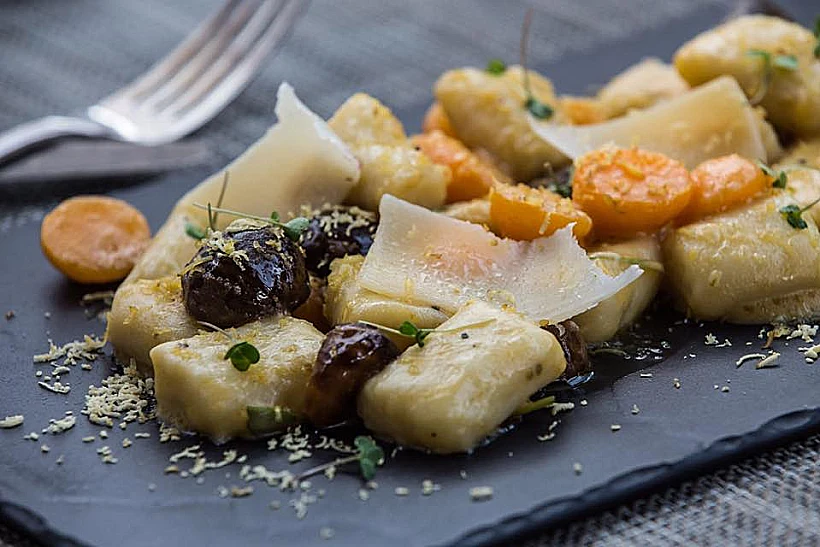 מסעדה איטלקית קטנה שהצליחה ליצור חוויה שכולה ארוחות נעימות. אל דנטה