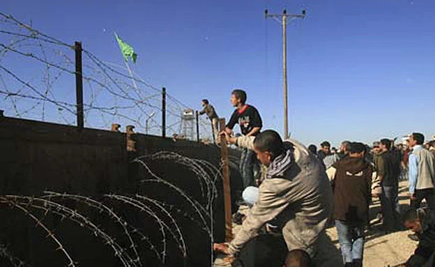 השינוי ישים סוף לבידוד? גבול עזה, ארכיון