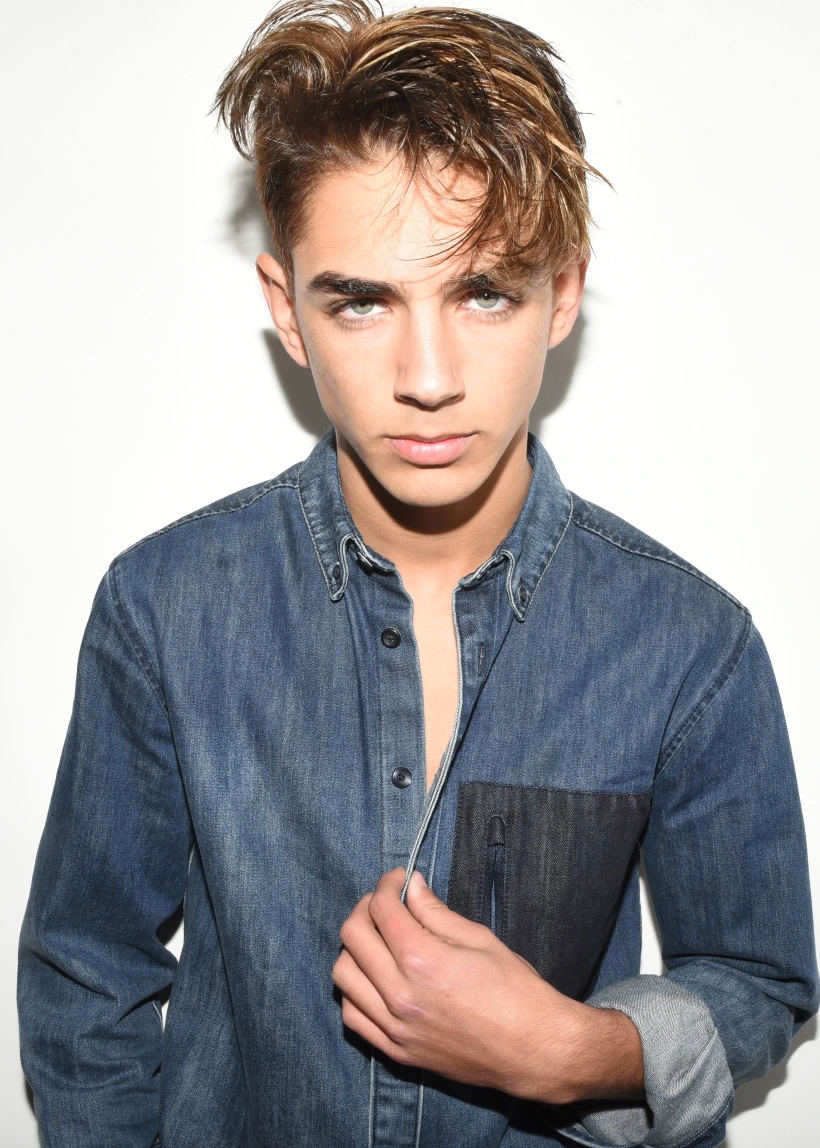 עומר חזן. חזק באינסטגרם