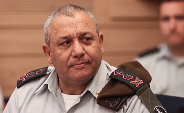 קריאות קשות נגד איזנקוט