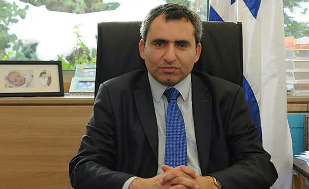 ''שישראל תפסיק להיות ילד כאפות''. אלקין