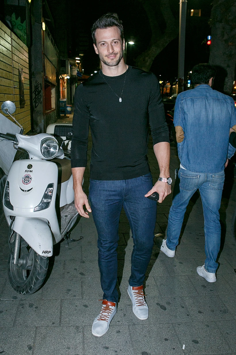 המלצה למלבישה: כמה שפחות בגדים.