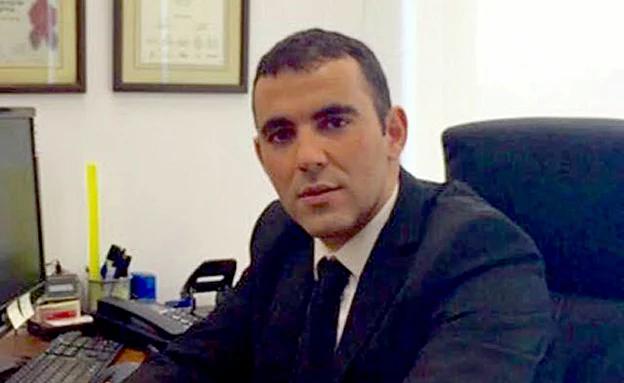 עו''ד אייל אבולפיה