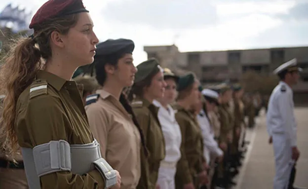 ''טקס מרגש ושונה'' (דובר צה''ל)