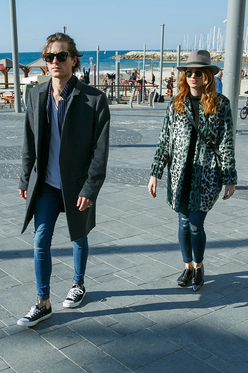 באתי עם גפן, שלומי בבית עם הילדים. גפן ברקאי ויובל שרף