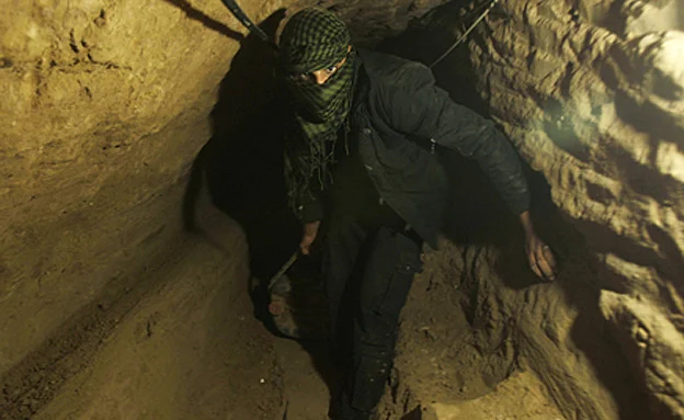 לפחות 15 מנהרות התקפיות לישראל