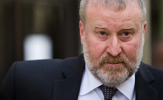 החליט על כתב האישום. מנדלבליט