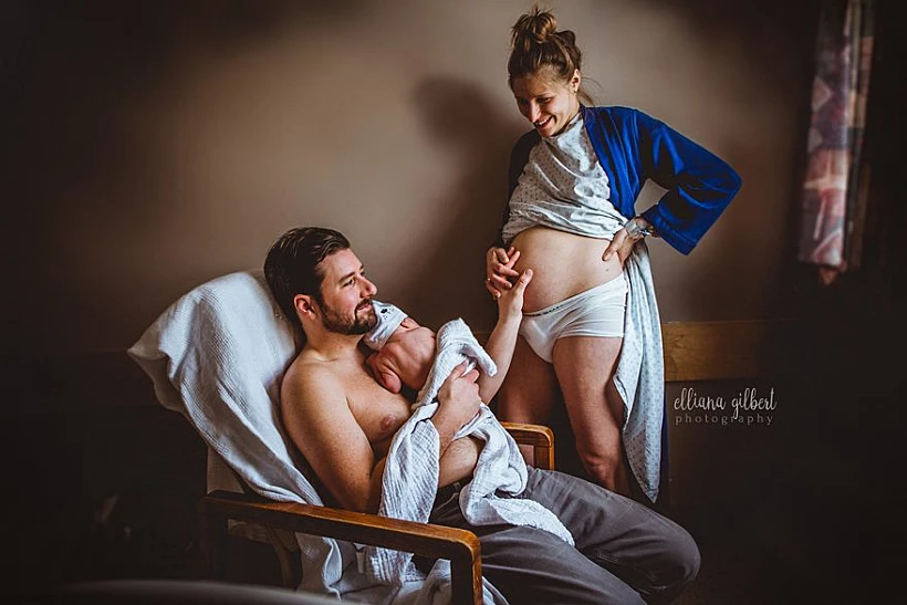 professional-birth-photography-competition-winners-labor-2017-30-58b02bd639932__880