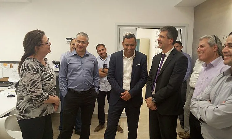 אלי כהן וישי דוידי