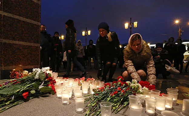 עצרות זיכרון בתחנת הרכבת שנפגעה