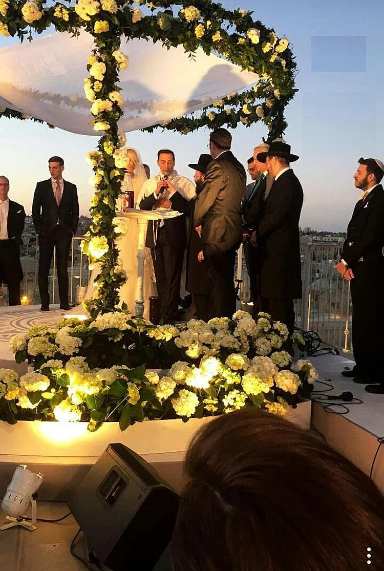 כדת משה וישראל. מתיו ברונפמן ומלאני לביא