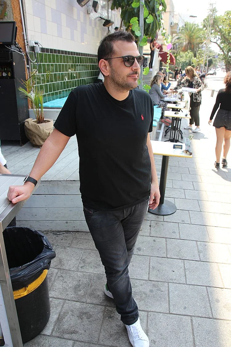 הסוכן הגדול. יוני דותן