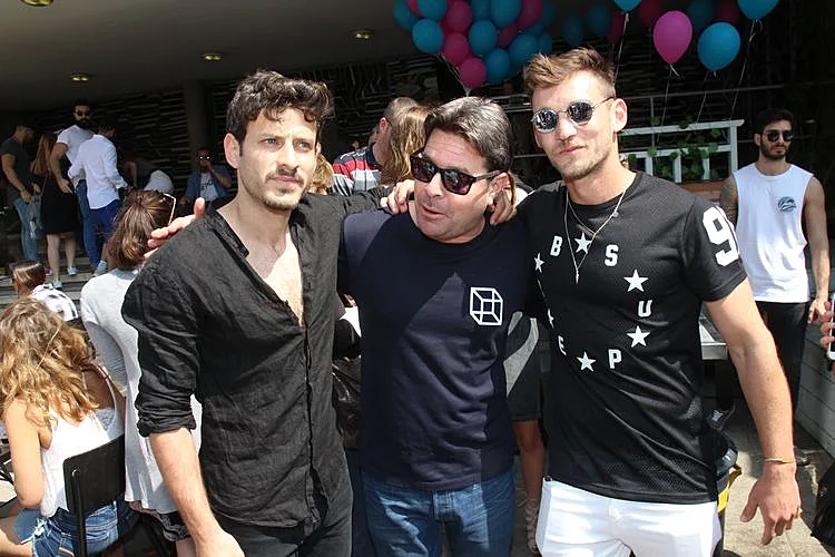 תמונה עם השר. מירושניקוב, אקוניס וליטמן