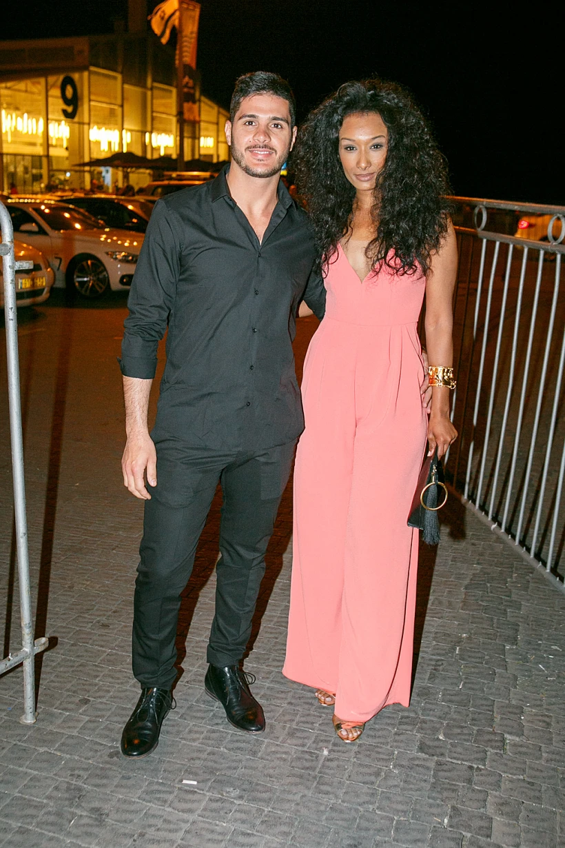 רותי אסרסאי והבויפרייינד החתיך