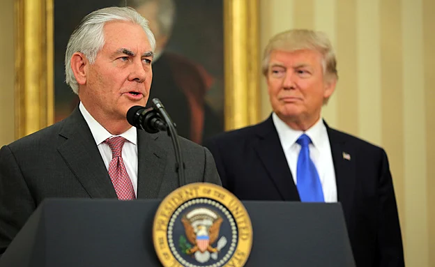 ''רוסיה או אנחנו''. טילרסון