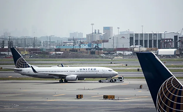 יונייטד איירליינס, ארכיון