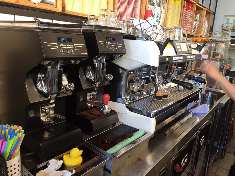 מכונות שהורכבו באיטליה במיוחד עבור הקפה