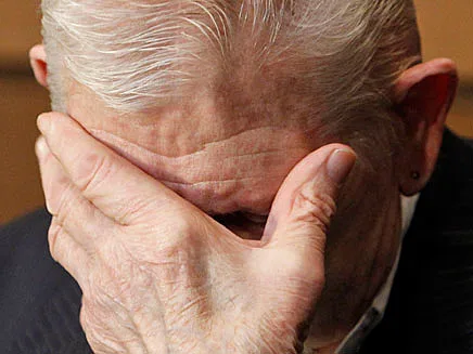 פריצל במהלך משפטו ב2009