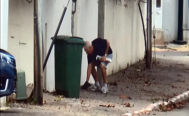 אסף צואה והשליך אותה לבית שותפו לשעבר