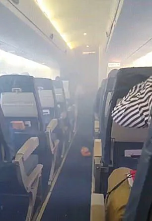 עשן סמיך מילא את הקבינה