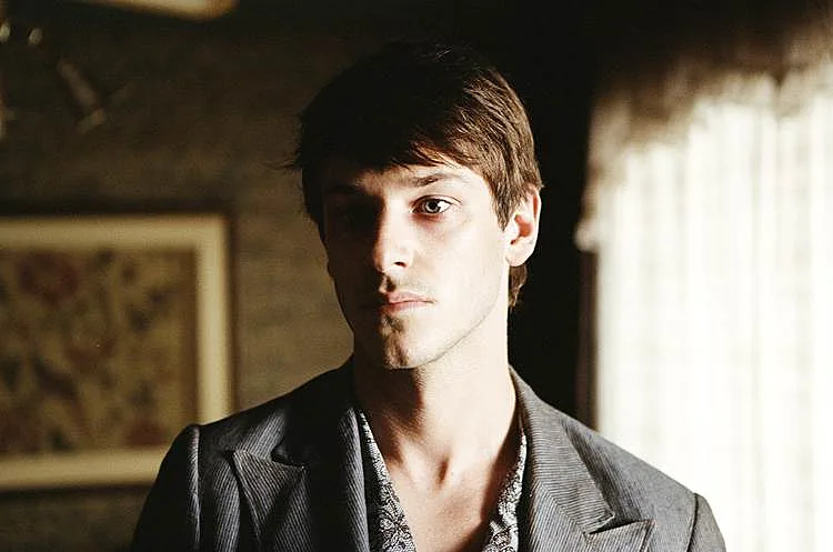 גספר אוליאל חוזר הביתה