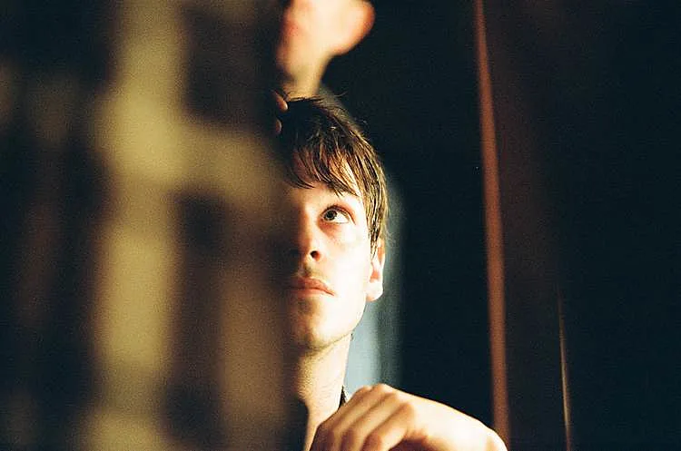 צוות השחקנים המרשים לא מצליח להציל את הסרט