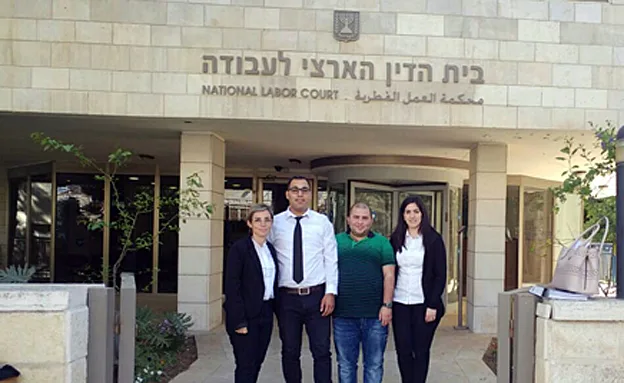 ו''ד כבהא (משמאל) ואיהאב נופל