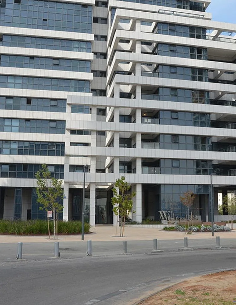 הכניסה לפרויקט היוקרתי